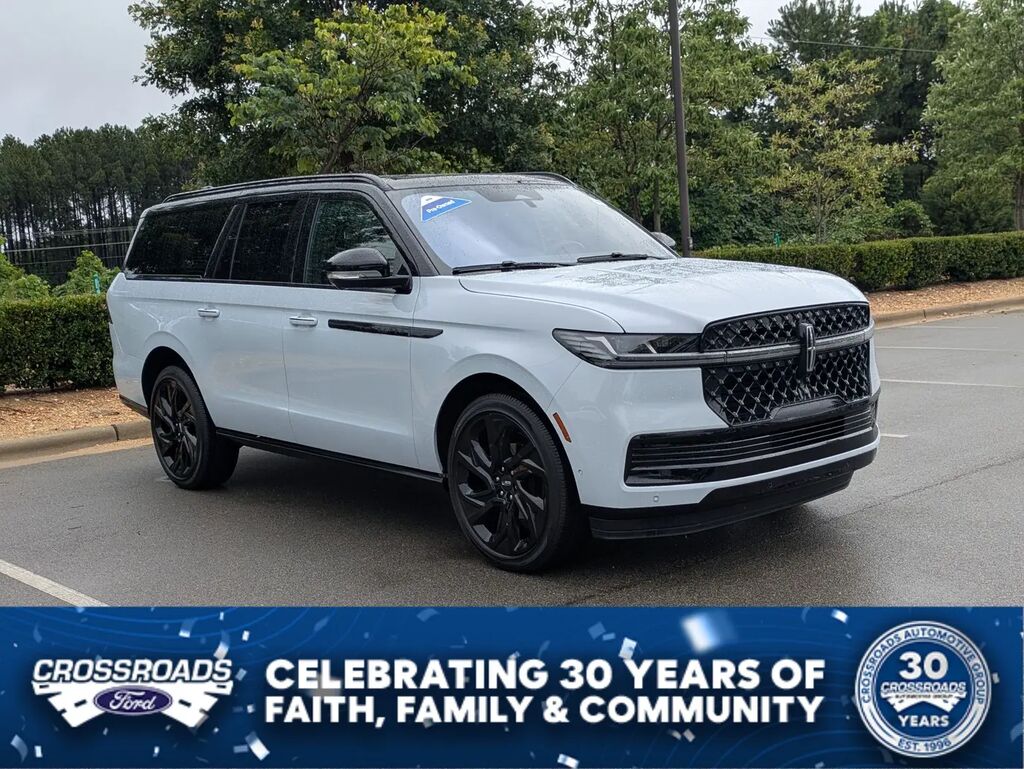2025 Lincoln Navigator L Black Label