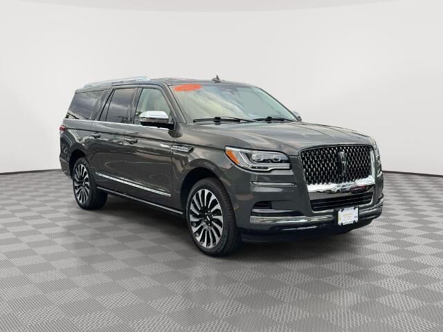 2024 Lincoln Navigator L Black Label