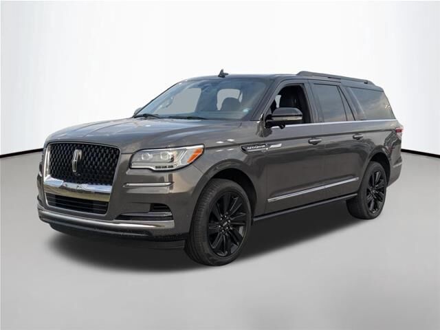 2024 Lincoln Navigator L Black Label — photo 1 of 10