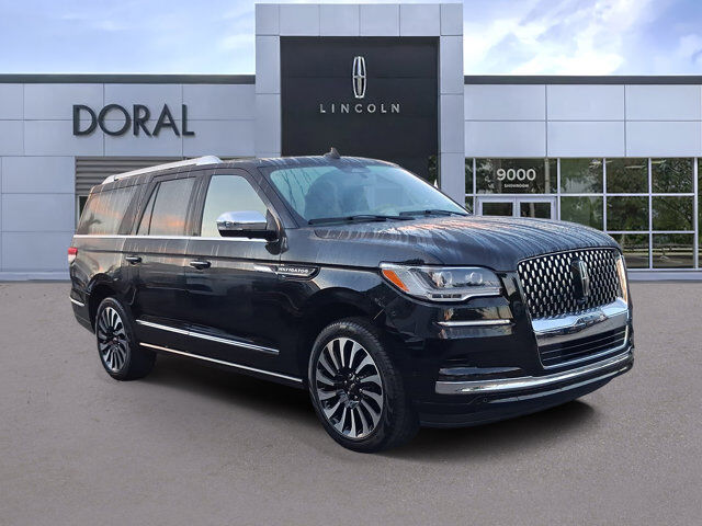 2024 Lincoln Navigator L Black Label — photo 1 of 14