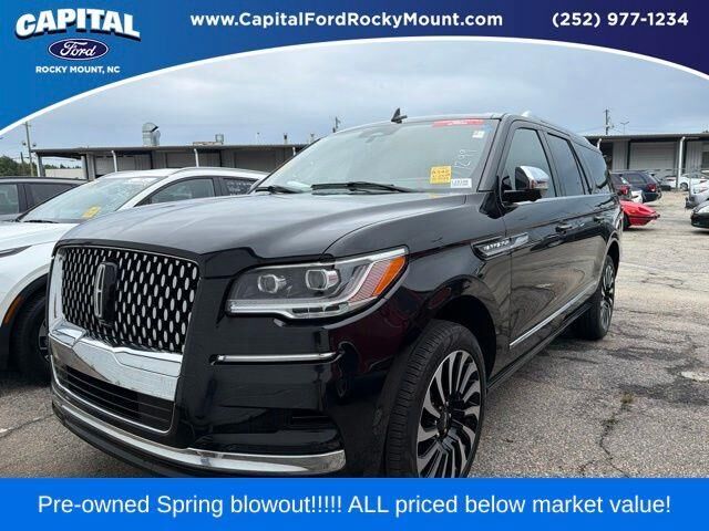 2024 Lincoln Navigator L Black Label