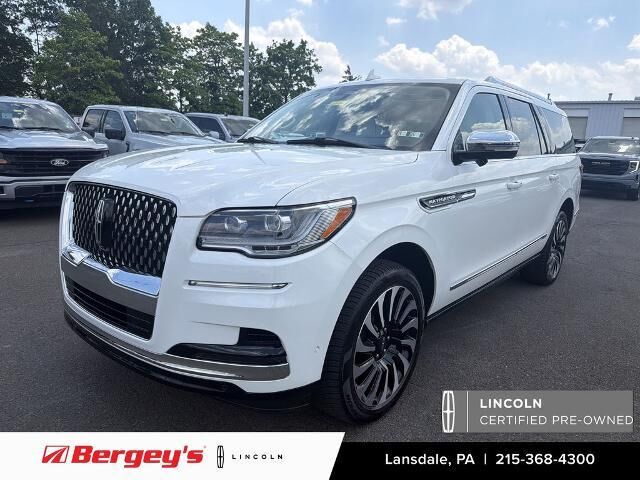 2024 Lincoln Navigator L Black Label — photo 1 of 13