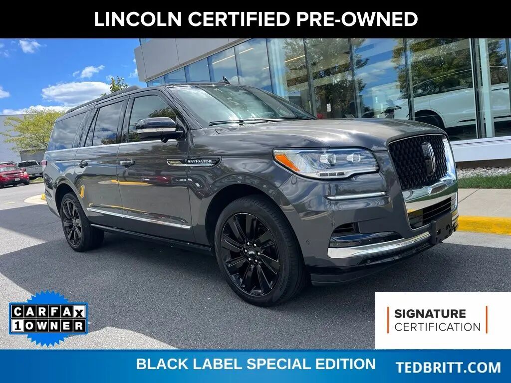 2023 Lincoln Navigator L Black Label — photo 1 of 13