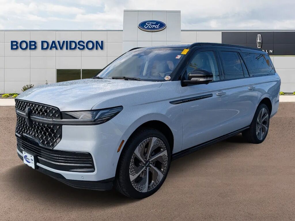 2025 Lincoln Navigator L Black Label