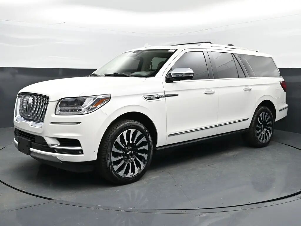 2021 Lincoln Navigator L Black Label — photo 1 of 12