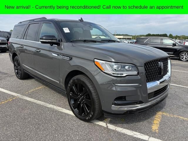 2022 Lincoln Navigator L Black Label