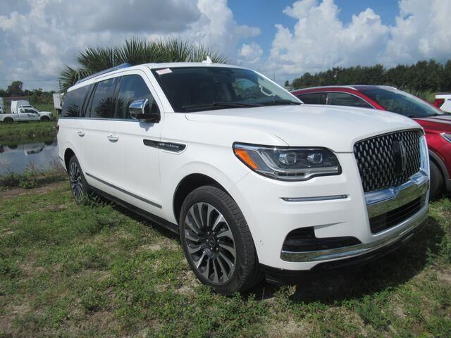 2022 Lincoln Navigator L Black Label