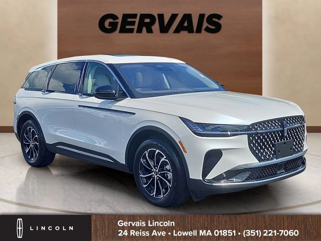 2025 Lincoln Nautilus Hybrid Premiere — photo 1 of 13