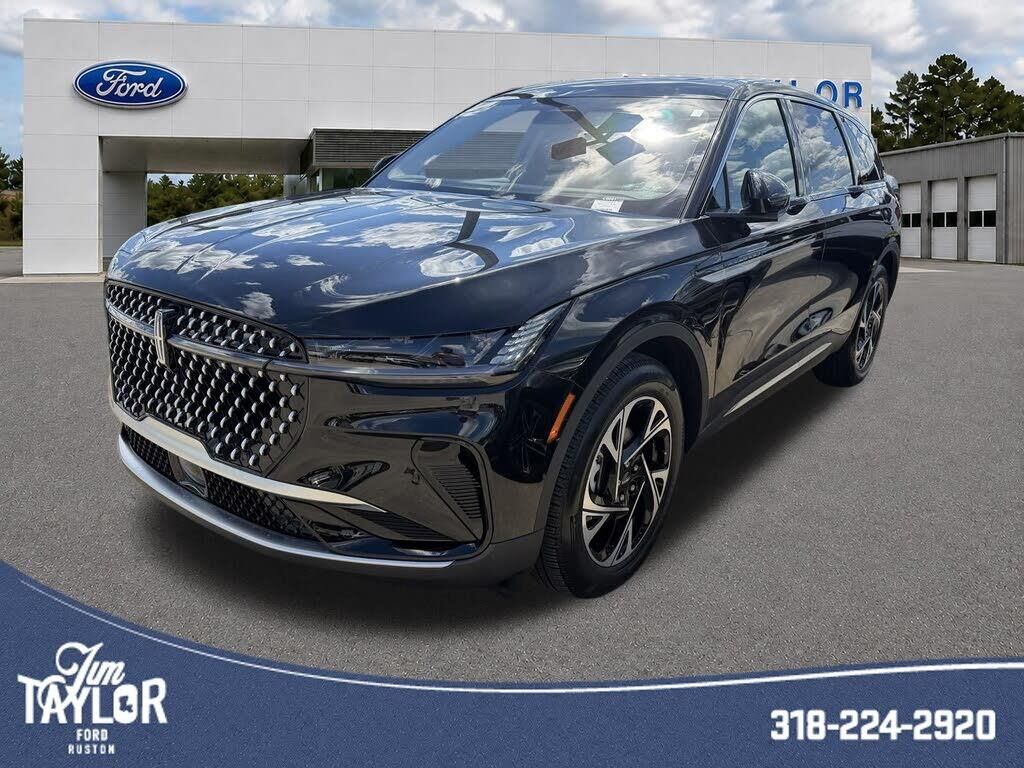 2025 Lincoln Nautilus Hybrid Premiere — photo 1 of 1