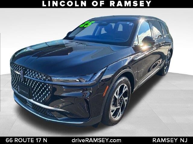 2025 Lincoln Nautilus Hybrid Premiere