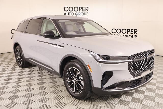 2026 Lincoln Nautilus Premiere — photo 1 of 13