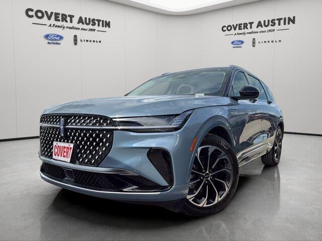 2025 Lincoln Nautilus Hybrid Reserve — photo 1 of 13