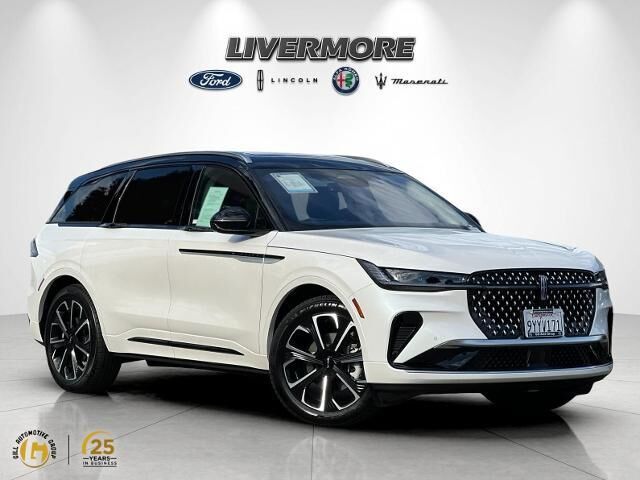 2026 Lincoln Nautilus Hybrid Reserve