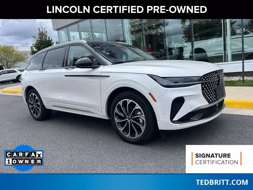 2024 Lincoln Nautilus Hybrid Reserve — photo 1 of 13