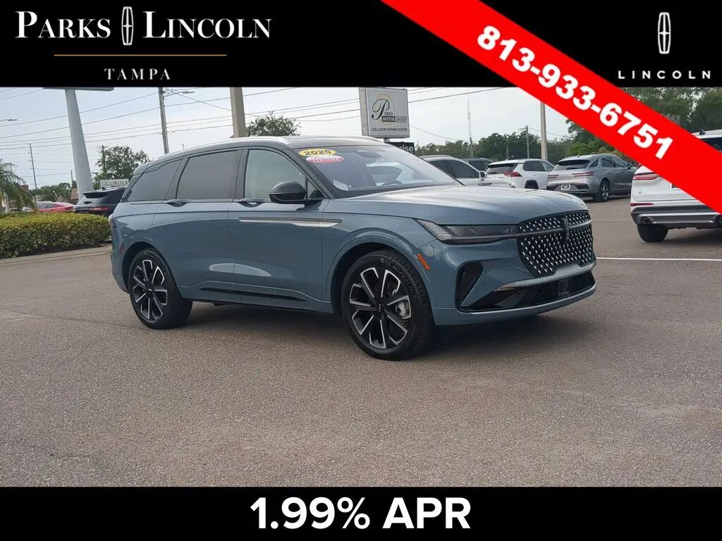 2025 Lincoln Nautilus Hybrid Reserve