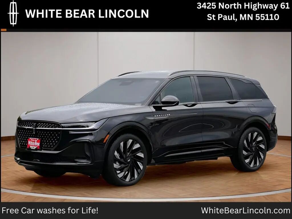 2025 Lincoln Nautilus Hybrid Reserve — photo 1 of 13