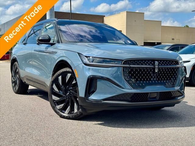 2025 Lincoln Nautilus Hybrid Reserve
