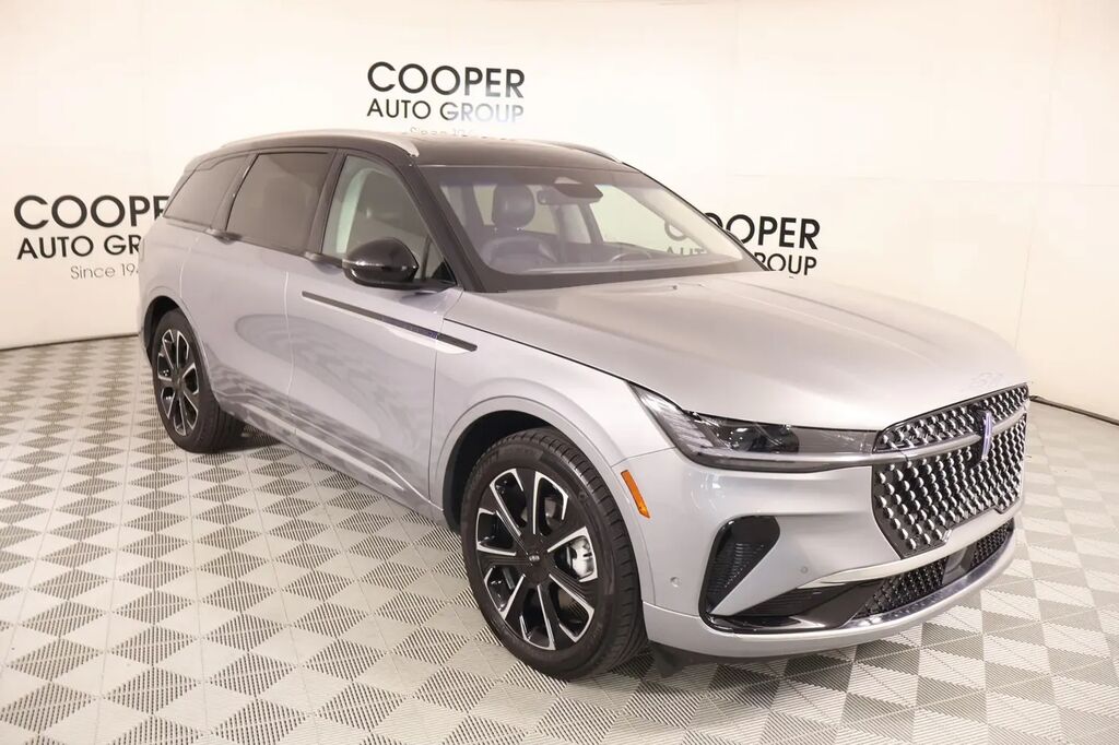 2024 Lincoln Nautilus Hybrid Reserve — photo 1 of 13