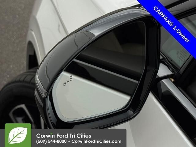 2024 Lincoln Nautilus Hybrid Reserve — photo 1 of 13