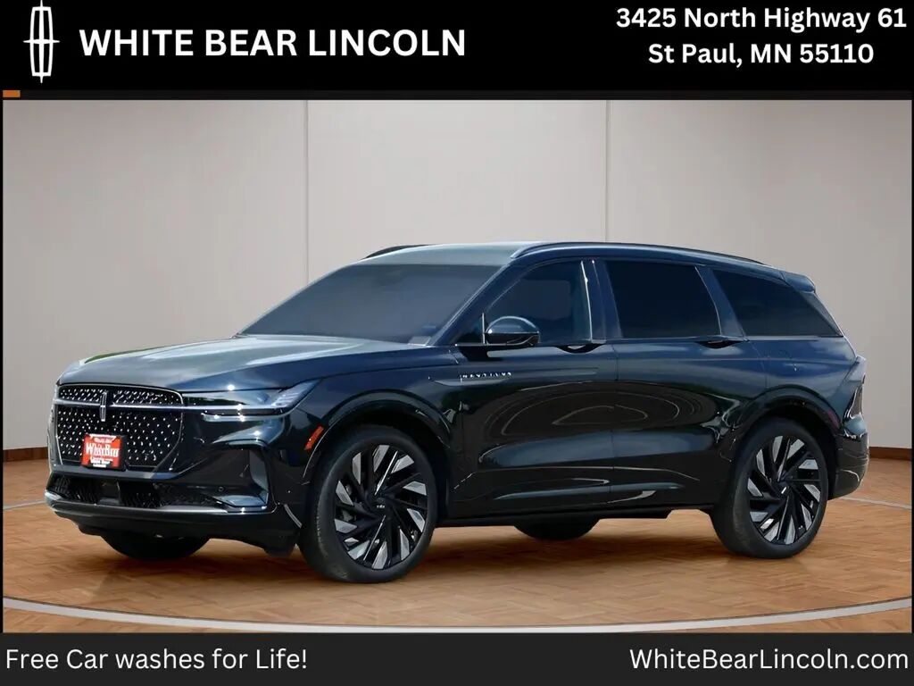 2024 Lincoln Nautilus Reserve — photo 1 of 13