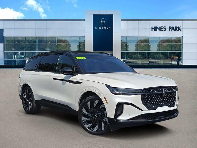 2024 Lincoln Nautilus Reserve
