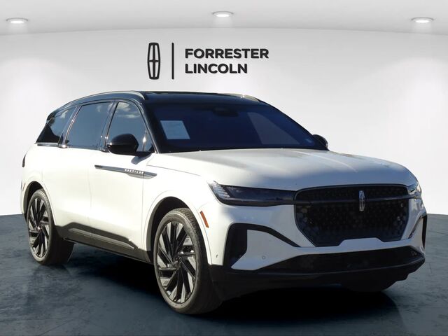2024 Lincoln Nautilus Reserve