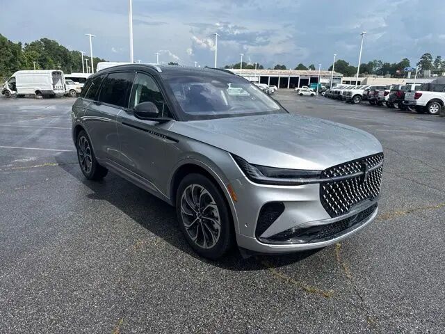 2024 Lincoln Nautilus Reserve