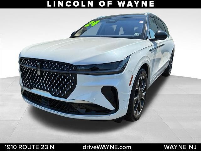 2024 Lincoln Nautilus Reserve