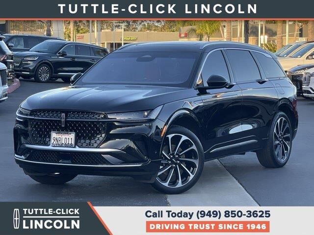 2024 Lincoln Nautilus Hybrid Black Label — photo 1 of 13