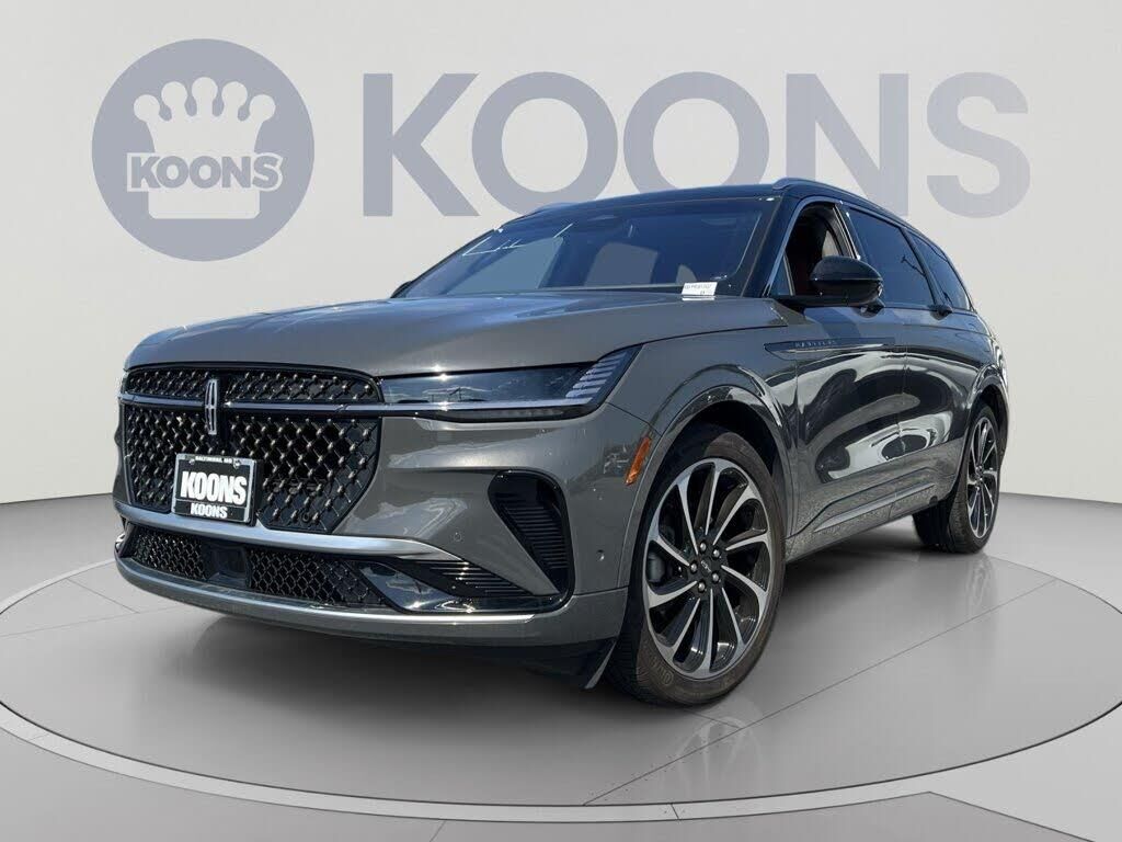 2024 Lincoln Nautilus Black Label — photo 1 of 1