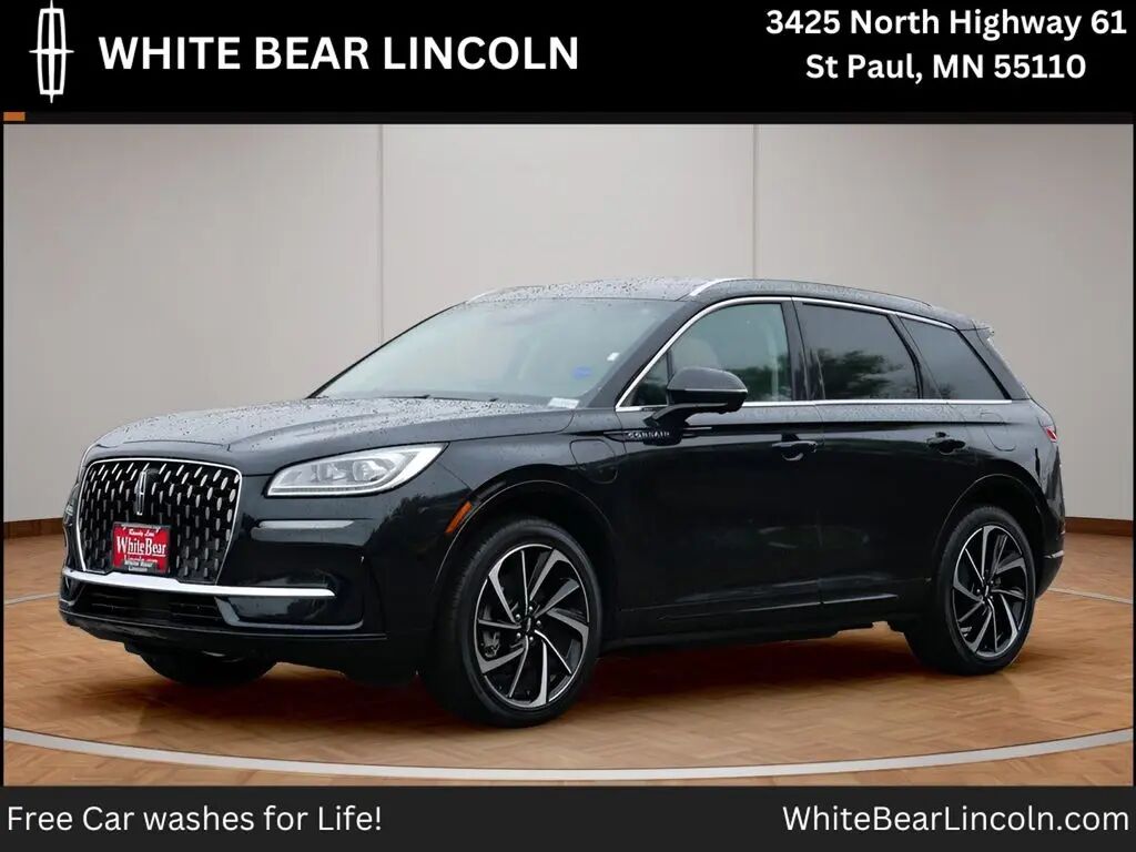 2024 Lincoln Corsair Grand Touring — photo 1 of 13