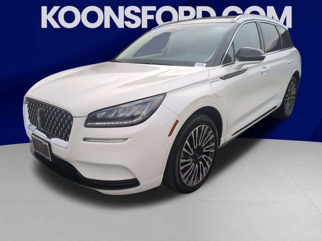 2022 Lincoln Corsair Grand Touring — photo 1 of 13