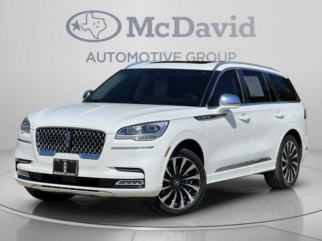 2022 Lincoln Aviator Black Label Grand Touring — photo 1 of 13