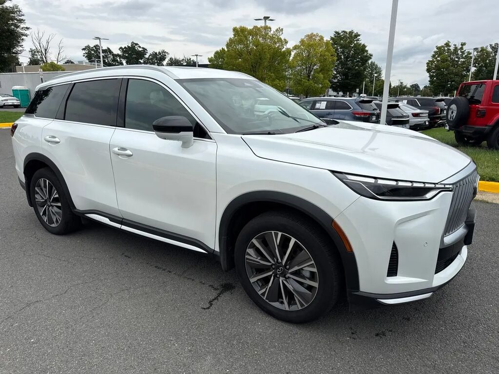 2026 INFINITI QX60 Luxe — photo 1 of 13