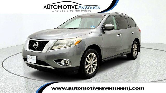 2016 Nissan Pathfinder SV
