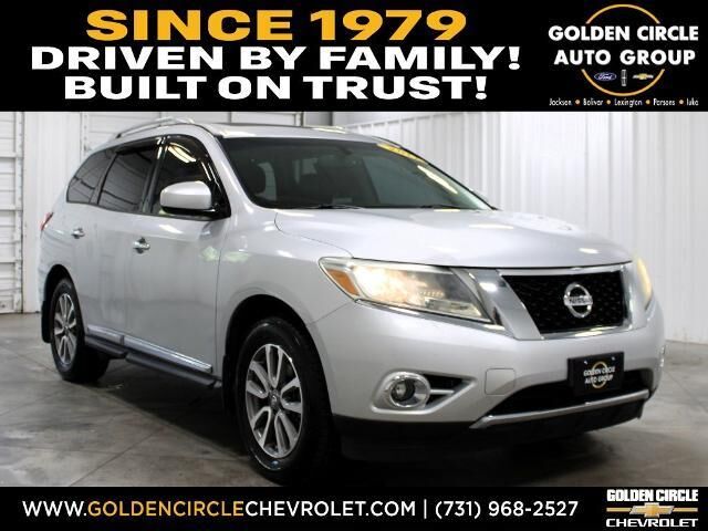 2014 Nissan Pathfinder S — photo 1 of 5