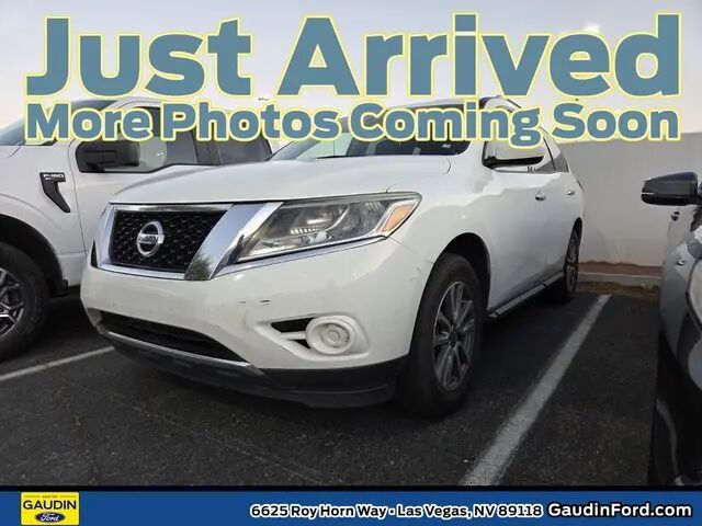 2015 Nissan Pathfinder S