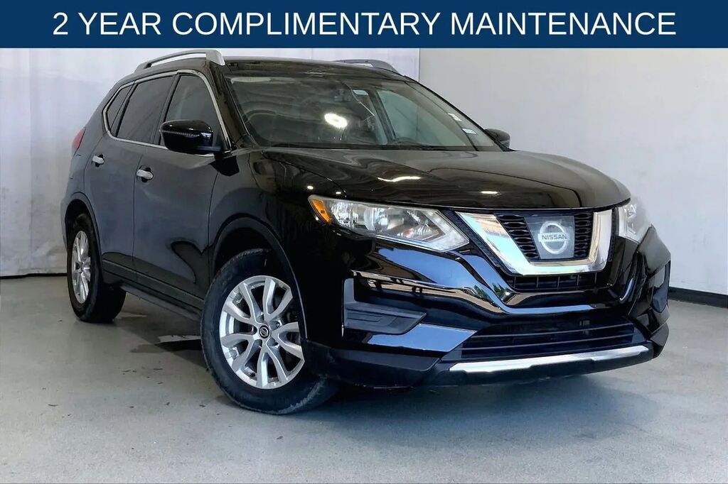 2017 Nissan Rogue S — photo 1 of 13