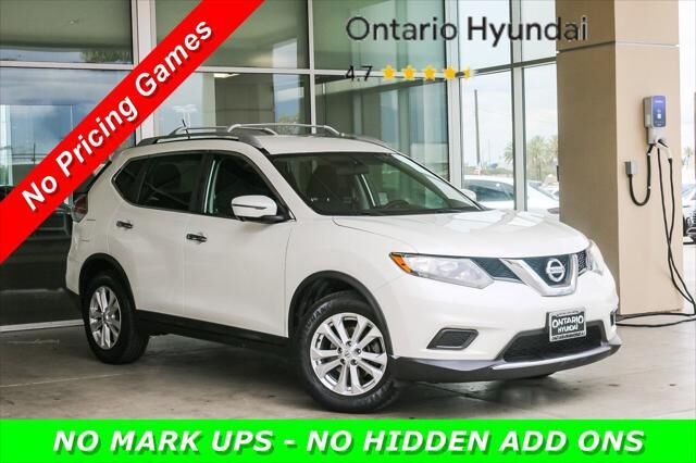 2016 Nissan Rogue SV