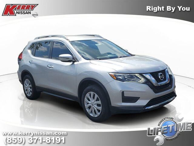 2017 Nissan Rogue S — photo 1 of 13