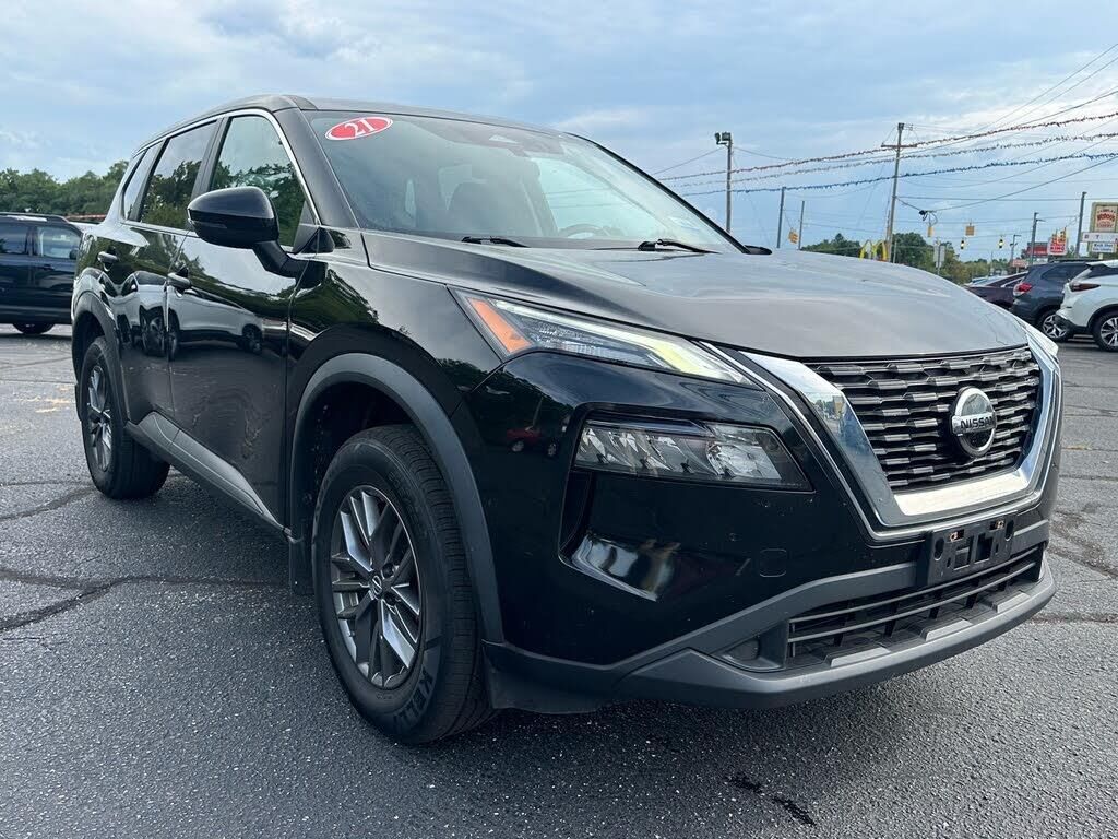 2021 Nissan Rogue S — photo 1 of 1