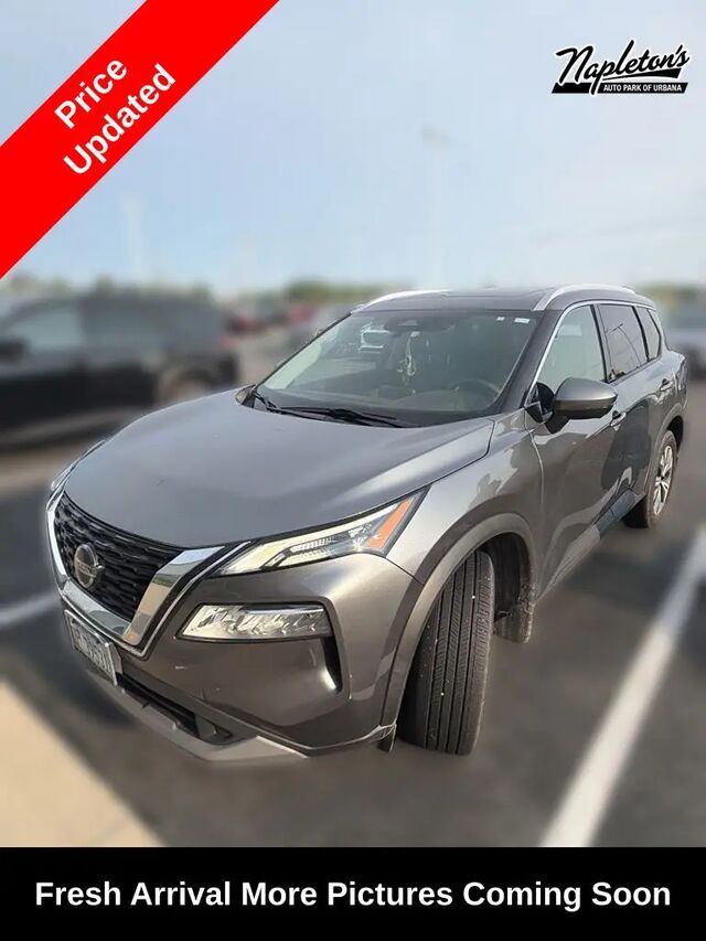 2021 Nissan Rogue SV — photo 1 of 13