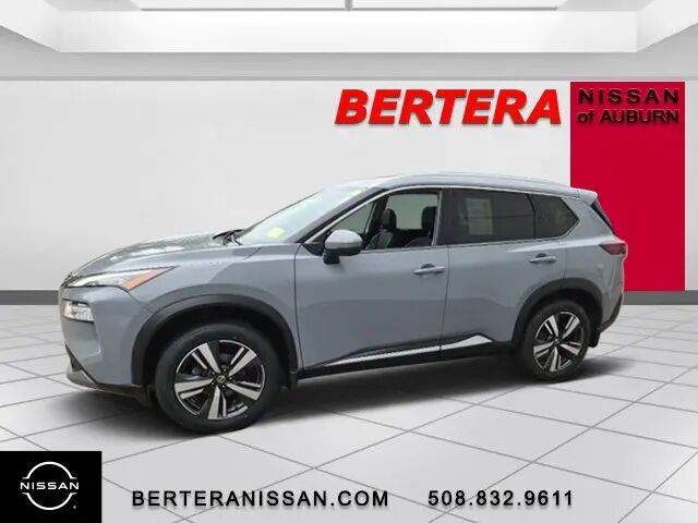2021 Nissan Rogue SL — photo 1 of 13