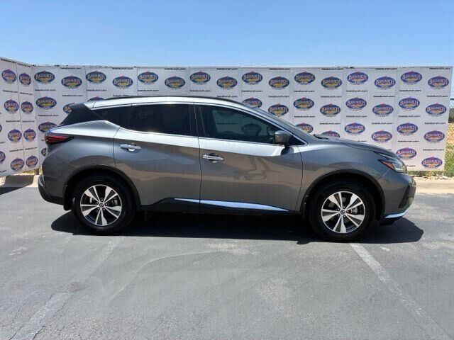 2022 Nissan Murano SV
