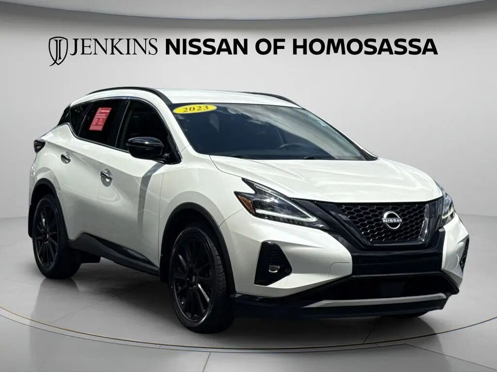 2023 Nissan Murano SV — photo 1 of 13