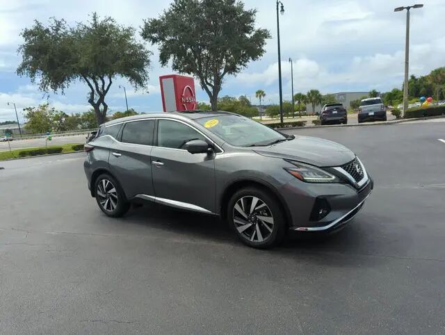 2022 Nissan Murano SL — photo 1 of 13