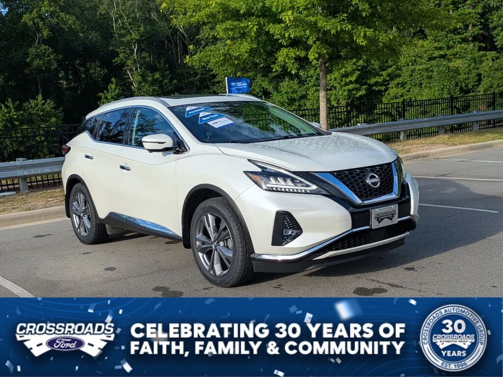 2023 Nissan Murano Platinum — photo 1 of 13