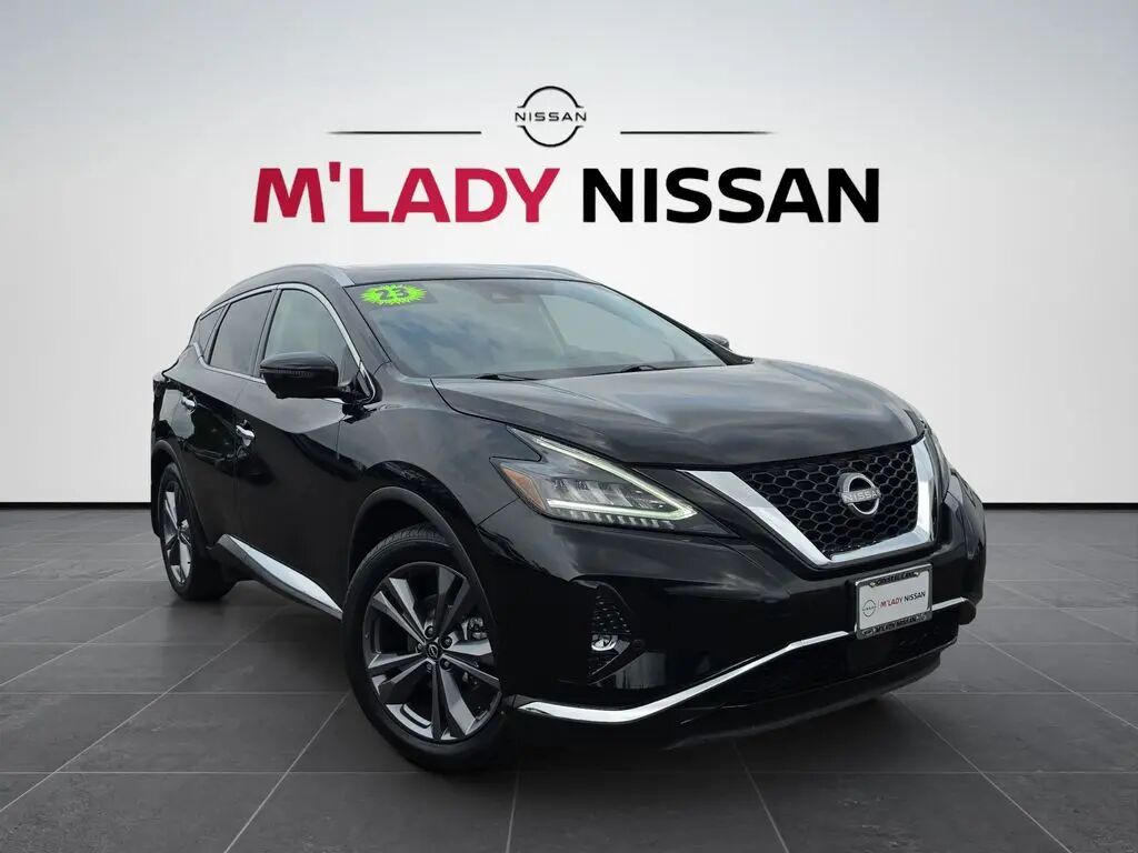 2023 Nissan Murano Platinum — photo 1 of 12