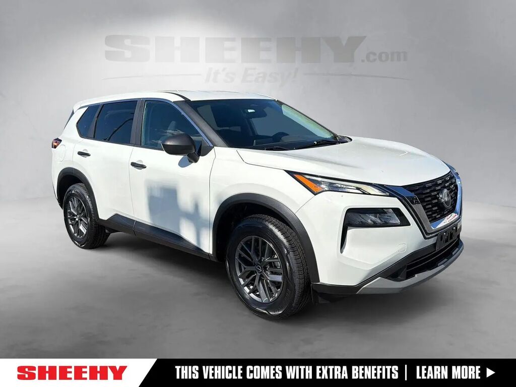 2023 Nissan Rogue S — photo 1 of 13