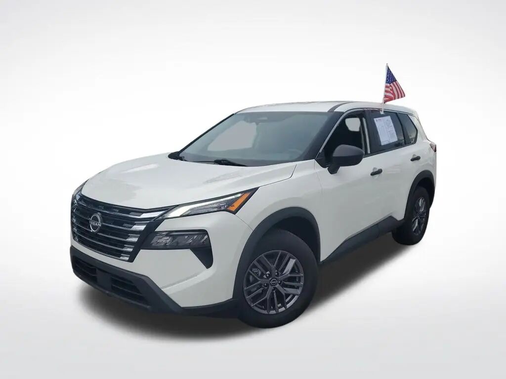2024 Nissan Rogue S — photo 1 of 13